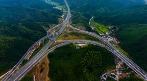 改革進行時  國內(nèi)首例高速公路周期性養(yǎng)護 總承包項目在浙江交通集團率先落地